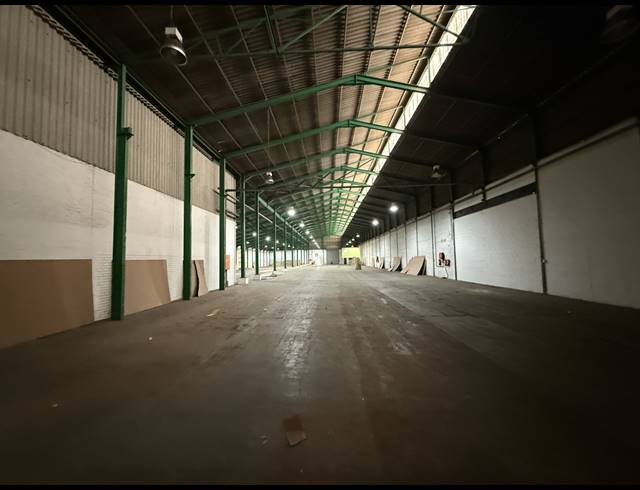 3,544M² WAREHOUSE TO LET IN EPPING INDUSTRIAL